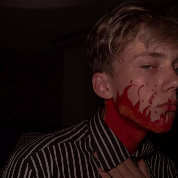 ins精选欧美男生帅气头像