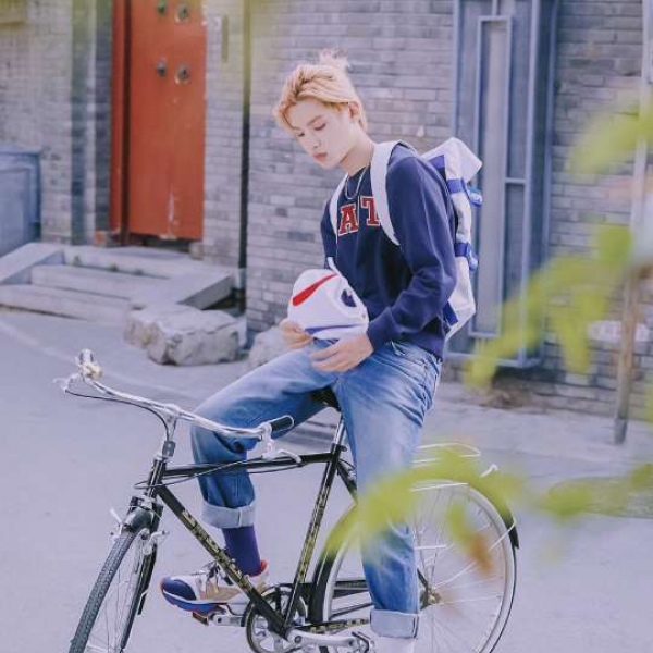 林知晚  超酷帅气男孩换黄明昊