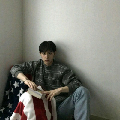 奶酪/文艺男生高冷范男生头像