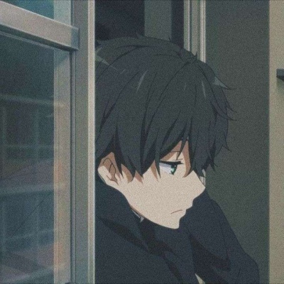 漫画男生头像  坐在回家的列车上，内心波澜起伏，面目表情的看着车窗不断倒映的光景