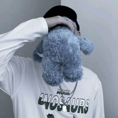 江逸:冷色系男头 多人