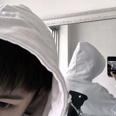 小声的说有多爱我?