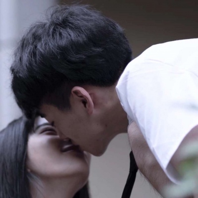 溺毙:一对两张原宿风魅力真人情头.我想做你最后一个出场嘉宾