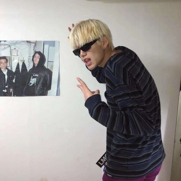 高诗 男生头像/高清/风格