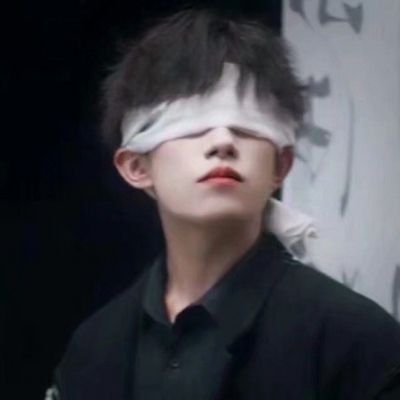 皆甜:男头/不能与你感同身受，却能做你最佳听众