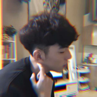 <男头> 我肩上是风 风上是闪烁的星群