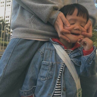 情侣头像   ?选择题最难过的不是选错，而是曾经选对过