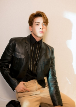 曾舜晞高清手机壁纸图片