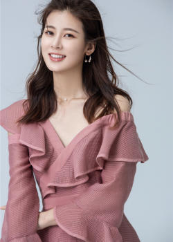 赵昭仪清爽性感写真图片