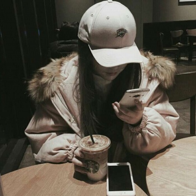 白灏宇:情侣头像/真人/一对两张/足够优秀，才有机会选择