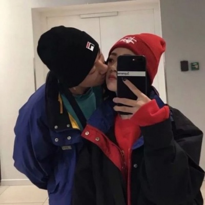 真人成熟情头 一对两张甜蜜气质头像