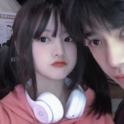 超可爱的情侣头像。