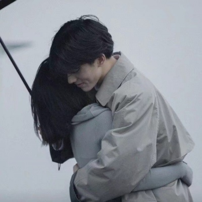 念七 一对两张情侣真人头像