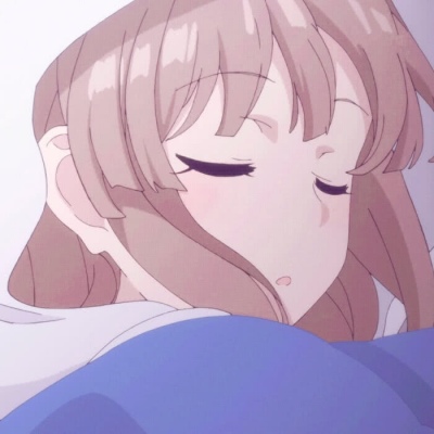 阿鱼:“你摸摸我的衣服，看看是不是做你女朋友的料子”