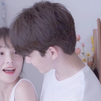 唯美优质/别人眼里全是欲望，只有这个男孩眼里全是她