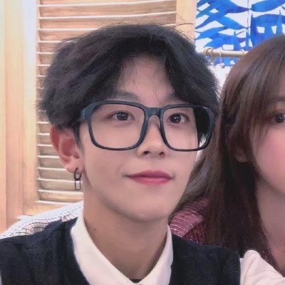 唯美/不要去羡慕两三年甚至三五年的情侣，他们的感情大多数都腐烂发臭