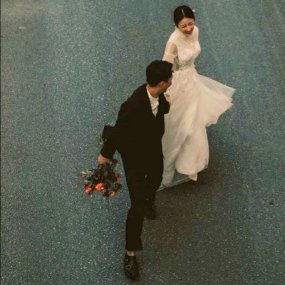 这短短一生 不妨大胆一些 去爱一个人