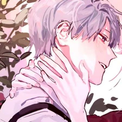 情侣头像【这城市风总是很大，却没有一缕在等我】