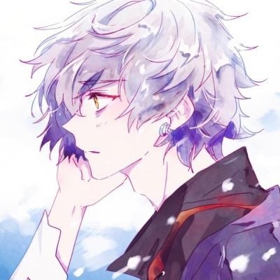 我误以为它会天长地久     实则它短暂的就像从未来过