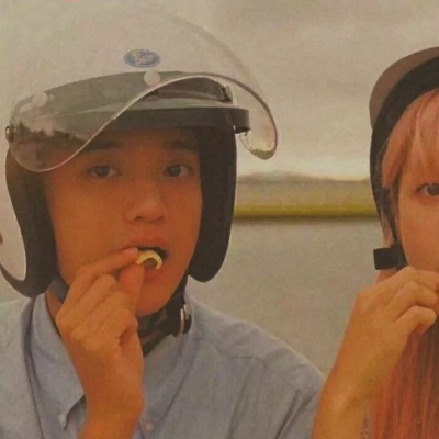 神仙情头：想借银河的座机，在星海里递上爱意给你