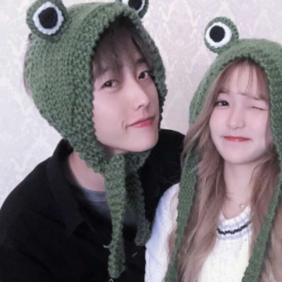 白灏宇:情侣头像/真人/唯美/人生如逆旅，我亦是行人