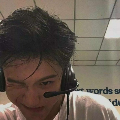 夕白丨人间星辰恰似你.