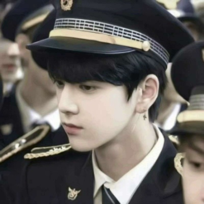 拖秋风寄信 我在冬日暖阳等你.fastion