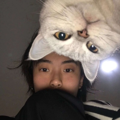 酷酷男生头像\挡脸头像温柔可治爱情里的很多种病 ​​​