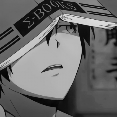 黑白优质男漫头/一个人一旦知道的东西多了 就不快乐了