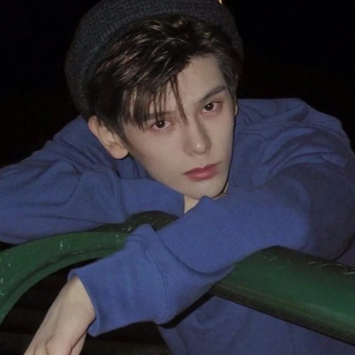 男生头像/曾喜欢的东西渐渐变得不特别曾喜欢的东西渐渐变得不特别