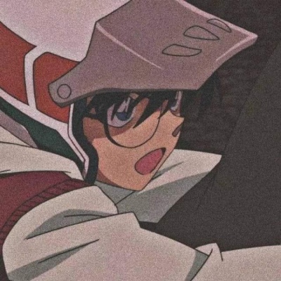 ɠʑƈ/旧漫/你们知道下课假装趴在桌子上睡觉的人有多孤独吗？