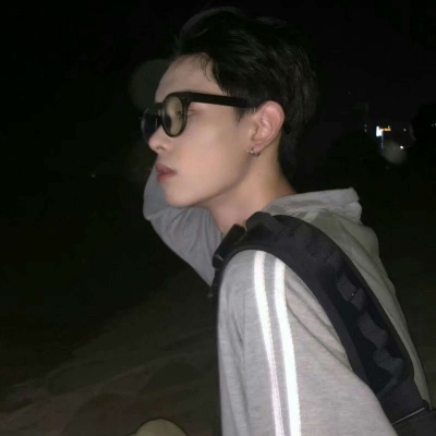 璇璇男头,:风格男头 快乐如初