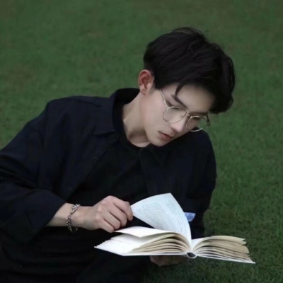 超好看的男生头像哦❤❤