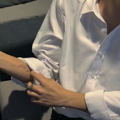 念七 部位男生简约时尚