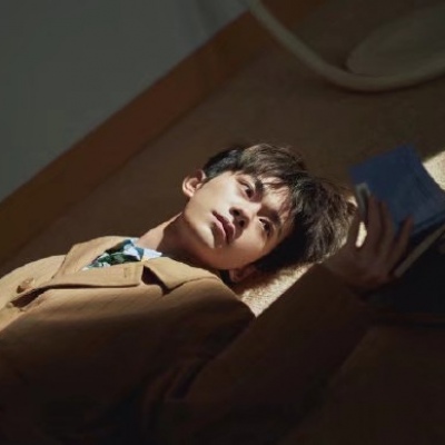 颜兮:男生头像-是你们喜欢的四字弟弟啊