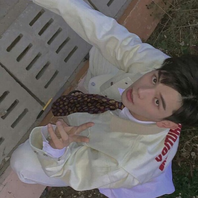 男生酷成熟高冷ins头像