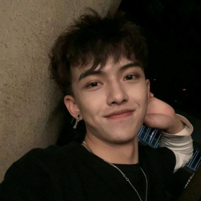 你念七 帅气精致男生成熟魅力头像