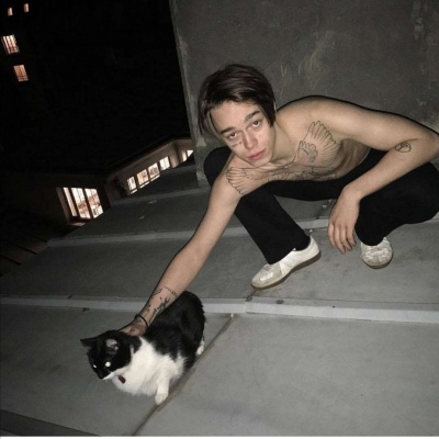 sasha个人图（1）