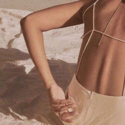 意境女生头像  少女的征途是星辰大海，不该死于情爱  易卿飒