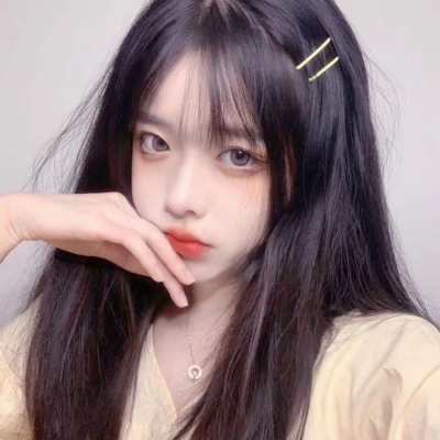 女生头像/ 人潮拥挤 别丢了真实的自己