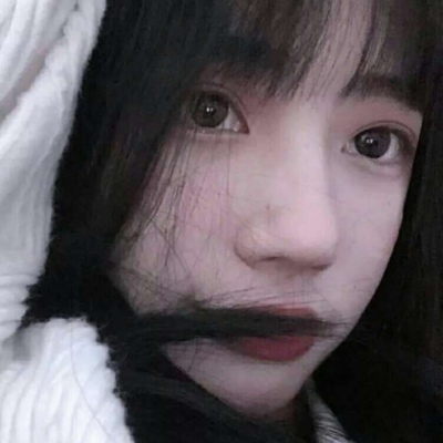 时屿：女生脸部特写