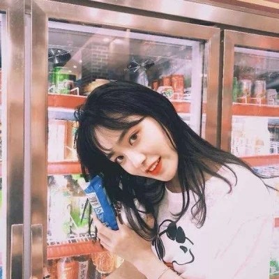 灼灼桃花，三千繁华，却似人间只有一个他。