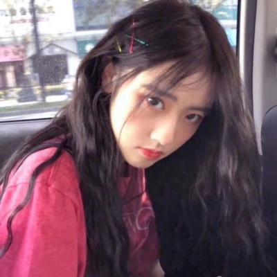 优质女生头像|夏天有梅子味的晚霞和两三颗啤酒味的星。