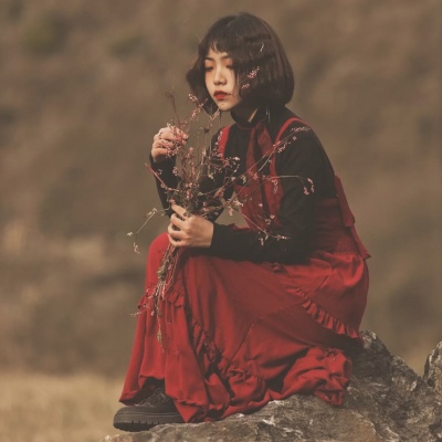 江孑代更‖原宿风拿花闺蜜头像‖不看路人 不换星辰