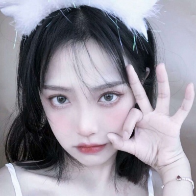 林弦 可爱干净气质女头 温柔的晚风一定能吹散许多不愉快吧