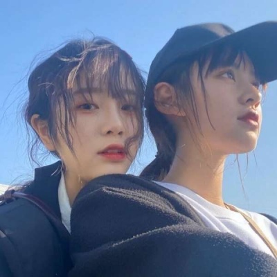 啊梦：闺蜜头像?