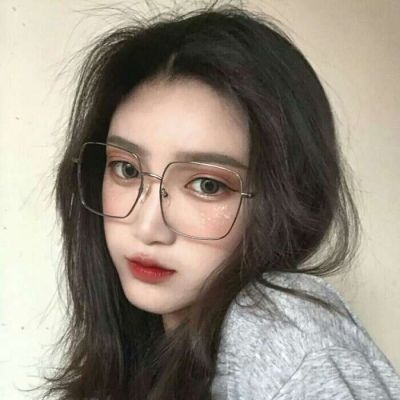 念七 精致淑女温柔女生戴眼镜头像