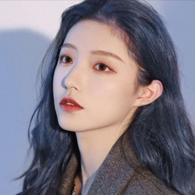 沐糖/神仙颜值 高冷艳丽优质/如果你瞄准月亮 即使迷失 也是在星辰之间