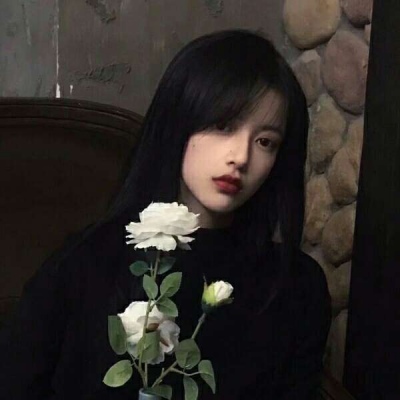 男女混合头像      都来可能一看昂