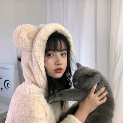 “人间本不该令我这么欣喜，但是你来了” 